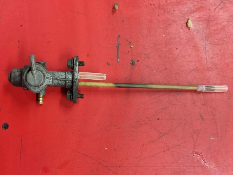 Robinet d’essence Generic 50 SM Trigger KSR — photo 2/2