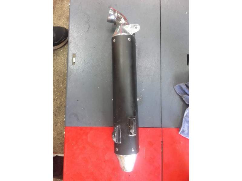Silencieux d’échappement droit KTM 640 Duke 96-05 — photo 2/3