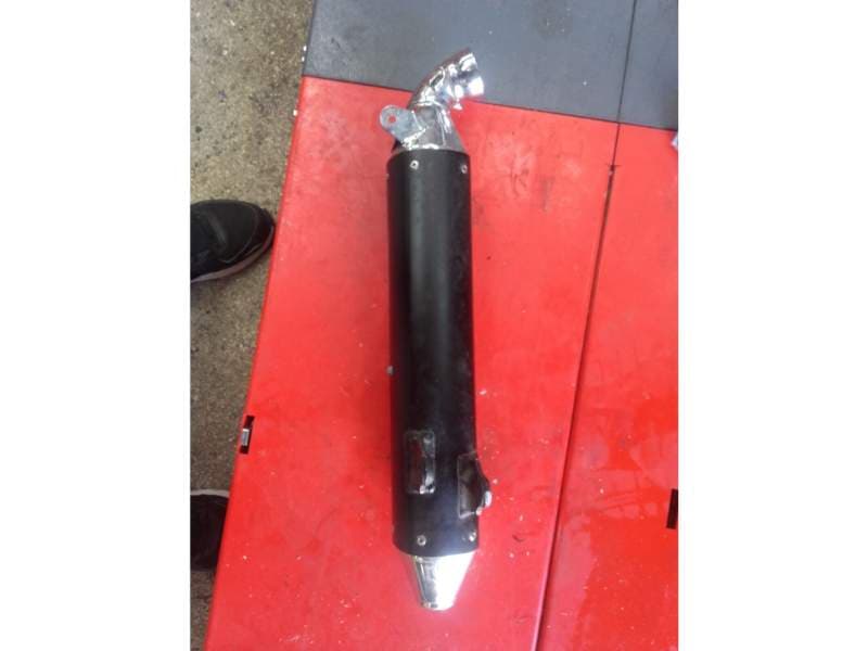 Silencieux d’échappement gauche KTM 640 Duke 96-05 — photo 2/3