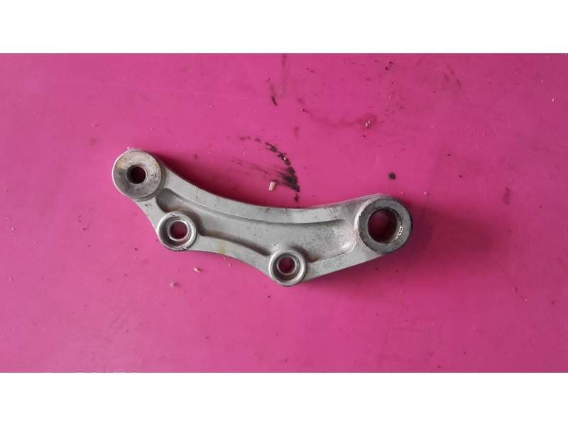 Support etrier de frein arriere Kawasaki 1000 GTR — photo 1/1