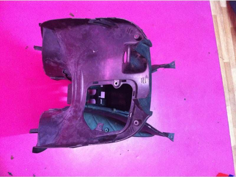 Tablier interieur carenage Suzuki 50 AY katana — photo 1/3