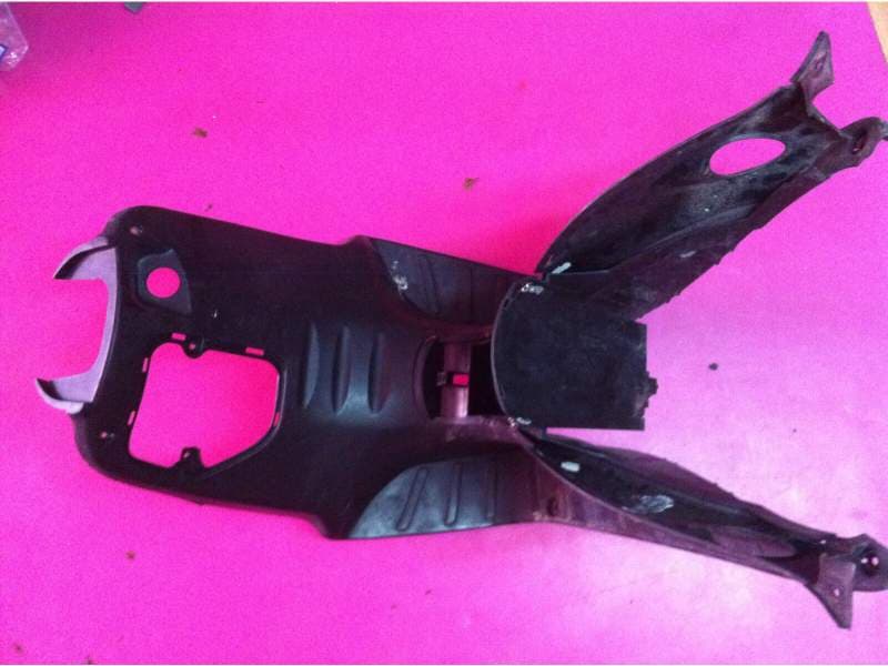 Tablier interieur carenage Suzuki 50 AY katana — photo 2/3