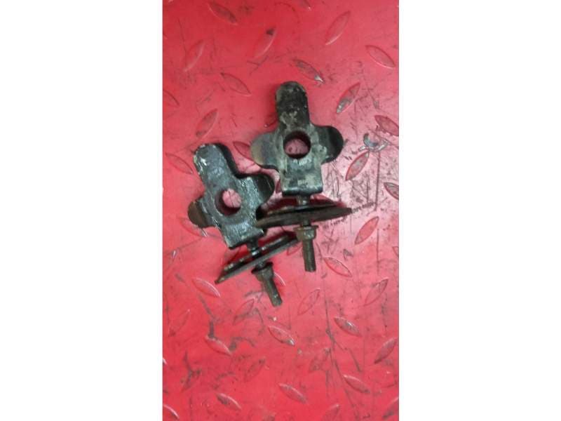 Tendeurs de chaine Suzuki 400 Bandit gk75a — photo 1/1