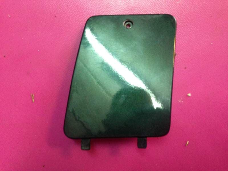 Trappe de carenage arriere gauche Piaggio 125 LX4 LX Hexagon — photo 2/2