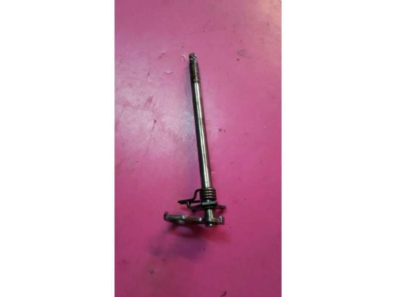 axe de selecteur fourchette Suzuki 650 SV — photo 1/1