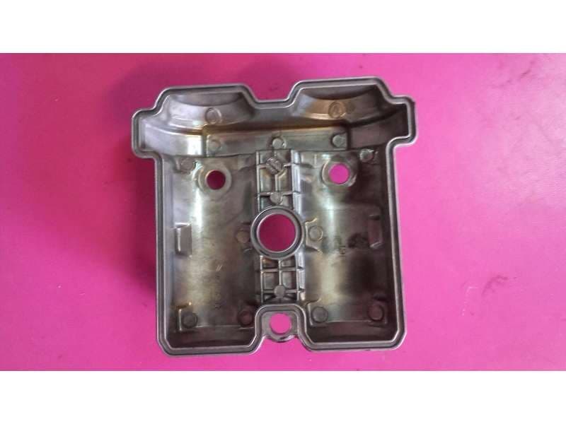 couvre culasse cache culbuteur Suzuki 650 SV — photo 2/2