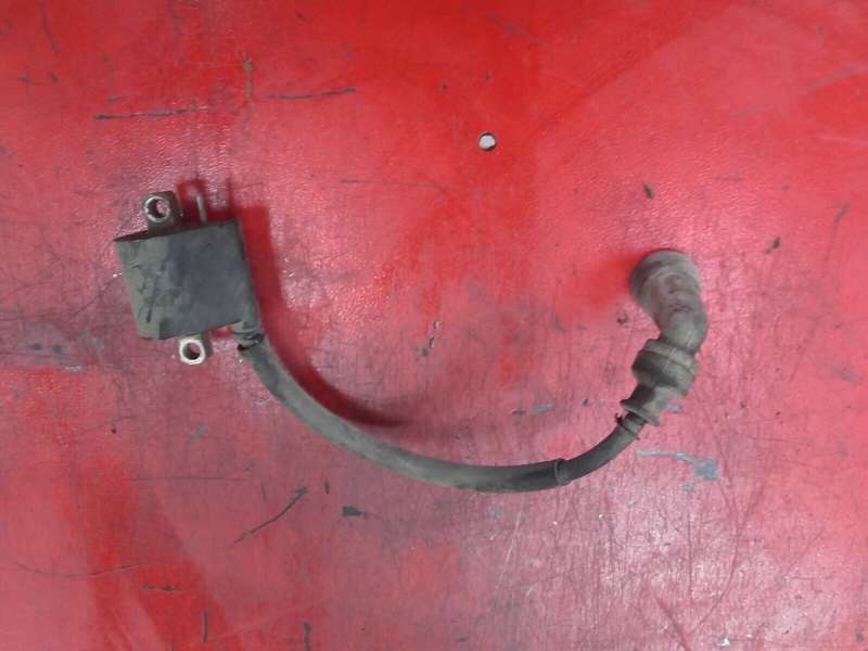 bobine d’allumage Suzuki 800 DR sr42a — photo 1/1