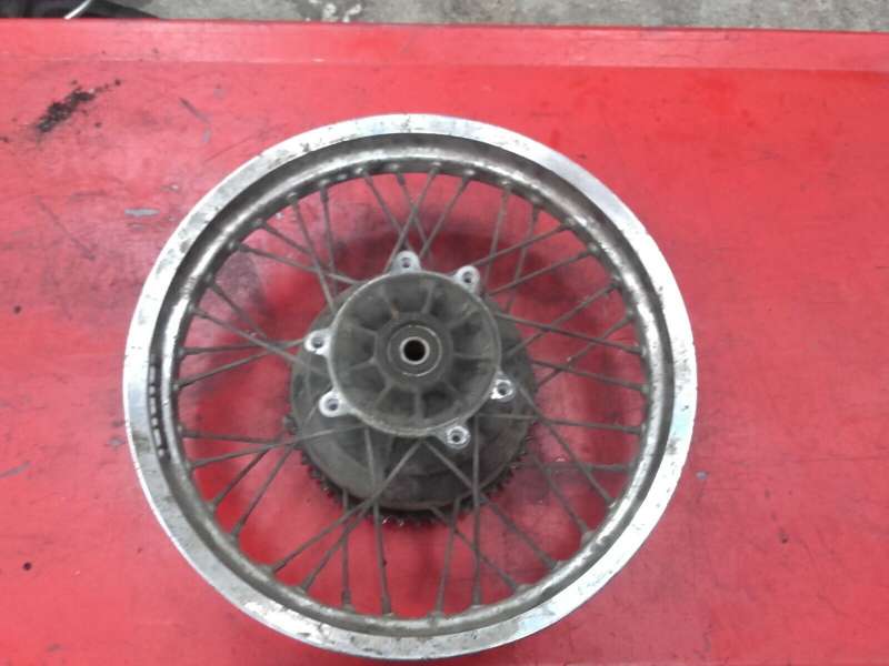 jante arriere Suzuki 800 DR sr42a — photo 3/3
