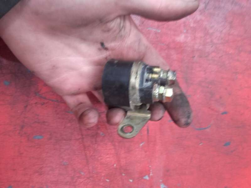 relais de demarreur Suzuki 800 DR sr42a — photo 1/1