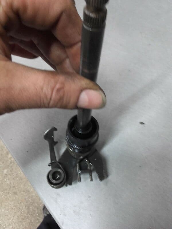 Axe de selecteur de vitesses Aprilia 125 Pegaso GQ — photo 2/2