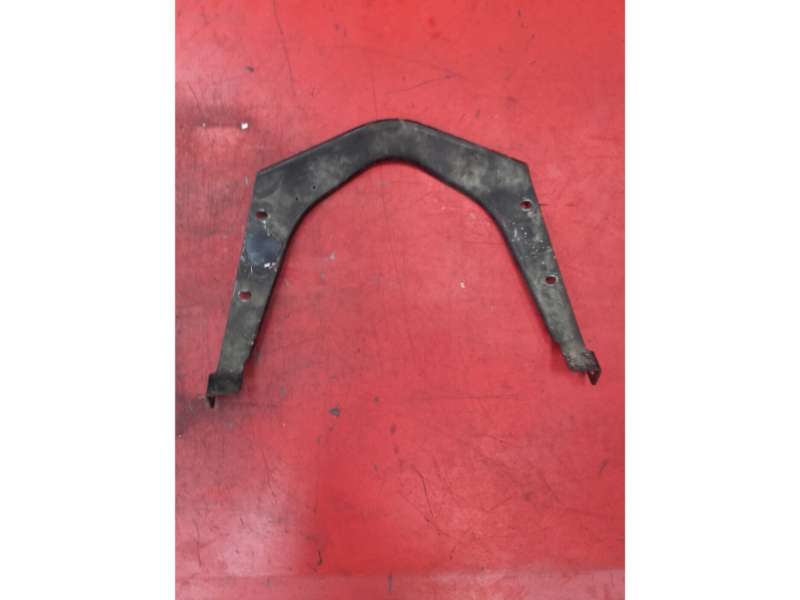 support de reservoir d’essence Suzuki 800 DR sr42a — photo 1/2