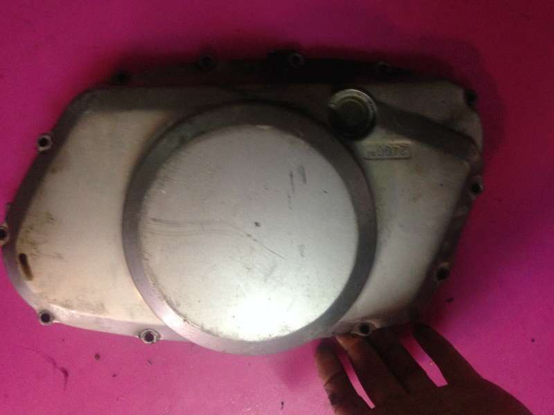 Carter d’embrayage Suzuki 800 VX vs51a — photo 1/2