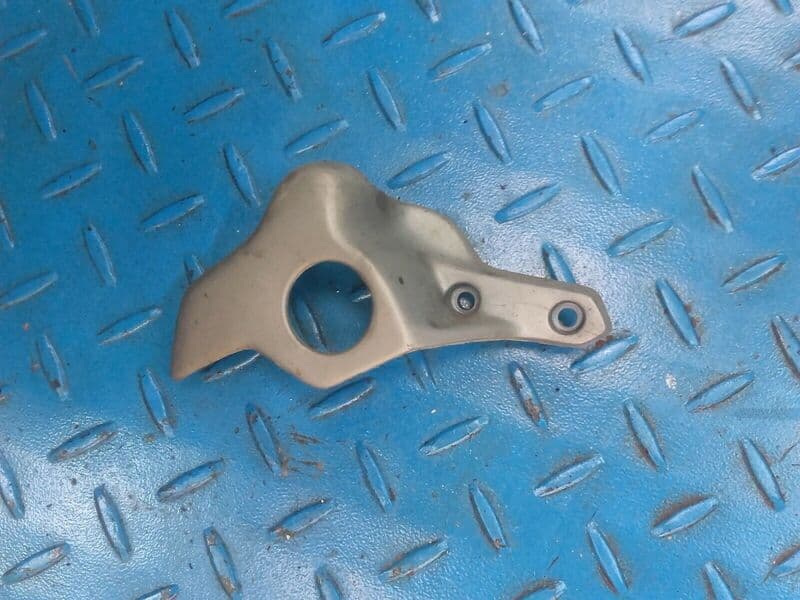 Carter cache de protection étrier de frein arrière Aprilia 125 Pegaso GQ — photo 1/2