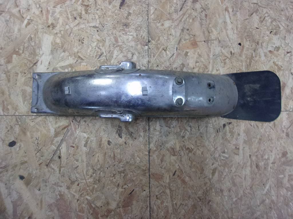 garde boue arrière Honda 125 CB s3 1976 — photo 1/2