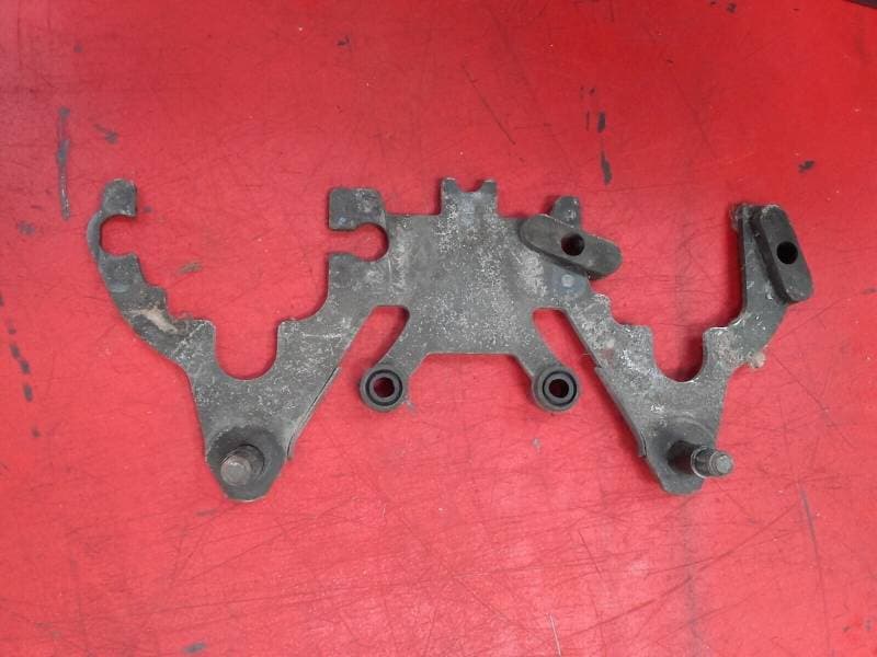 support tableau de bord Suzuki 650 GS 1981 — photo 1/2