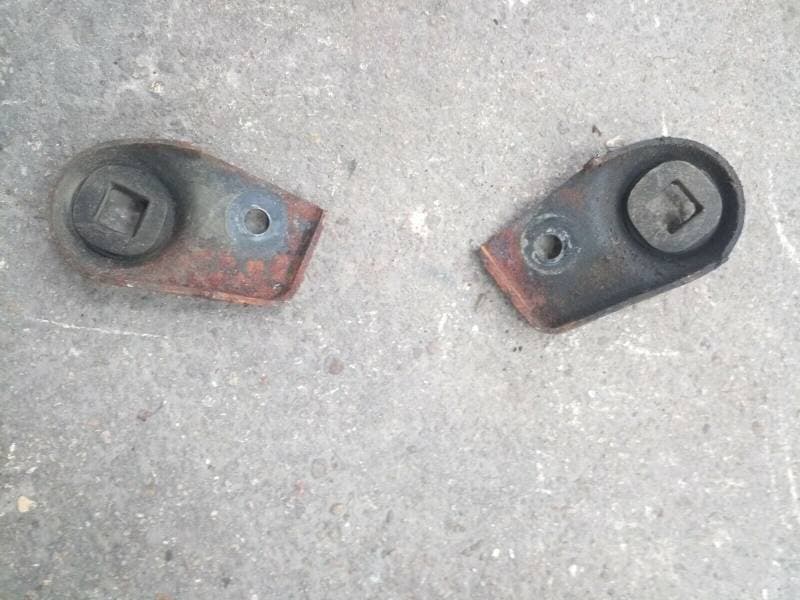 supports de clignotants Suzuki 650 GS 1981 — photo 2/2