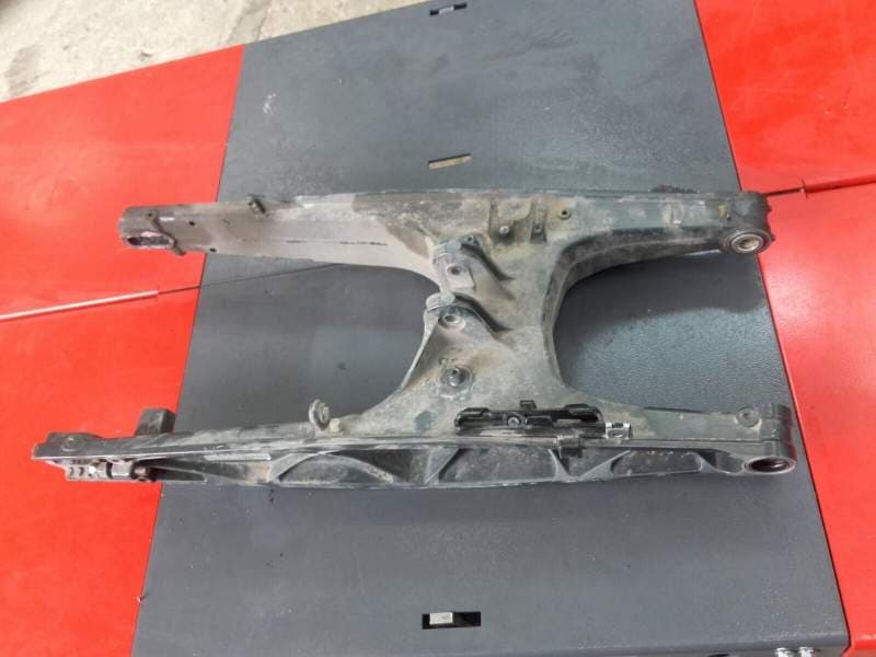 bras oscillant KTM 125 RC 14-20 — photo 2/3