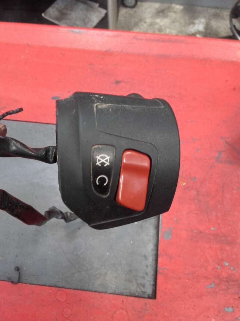 commodo droit KTM 125 RC 14-20 — photo 1/3