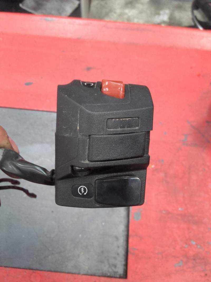 commodo droit KTM 125 RC 14-20 — photo 3/3