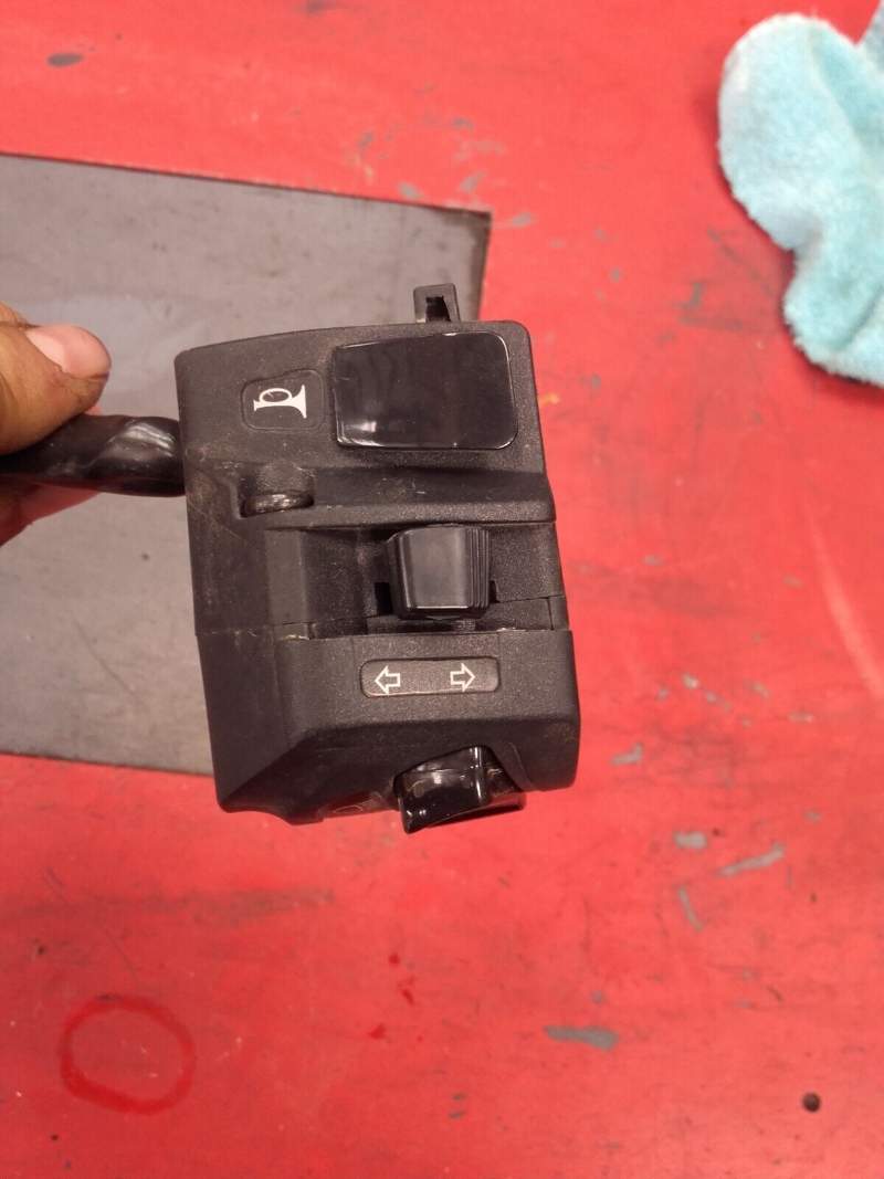 commodo gauche KTM 125 RC 14-20 — photo 1/3