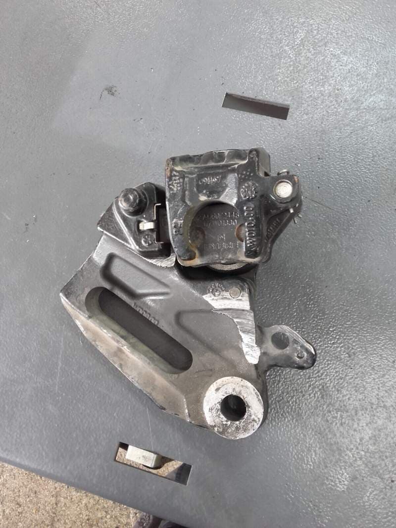 étrier de frein arrière avec platine de support KTM 125 RC 14-20 — photo 2/3