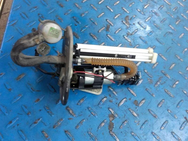 pompe à essence KTM 125 RC 14-20 — photo 2/2