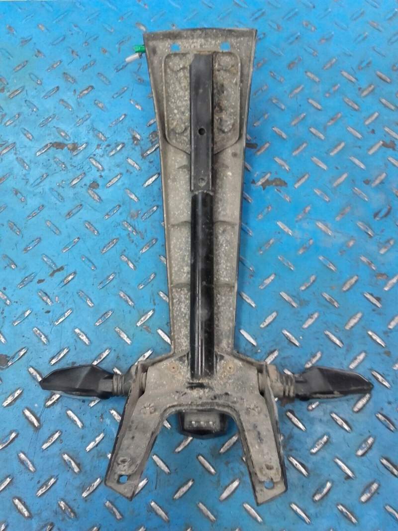 support de plaque avec clignotants arriere KTM 125 RC 14-20 — photo 2/3