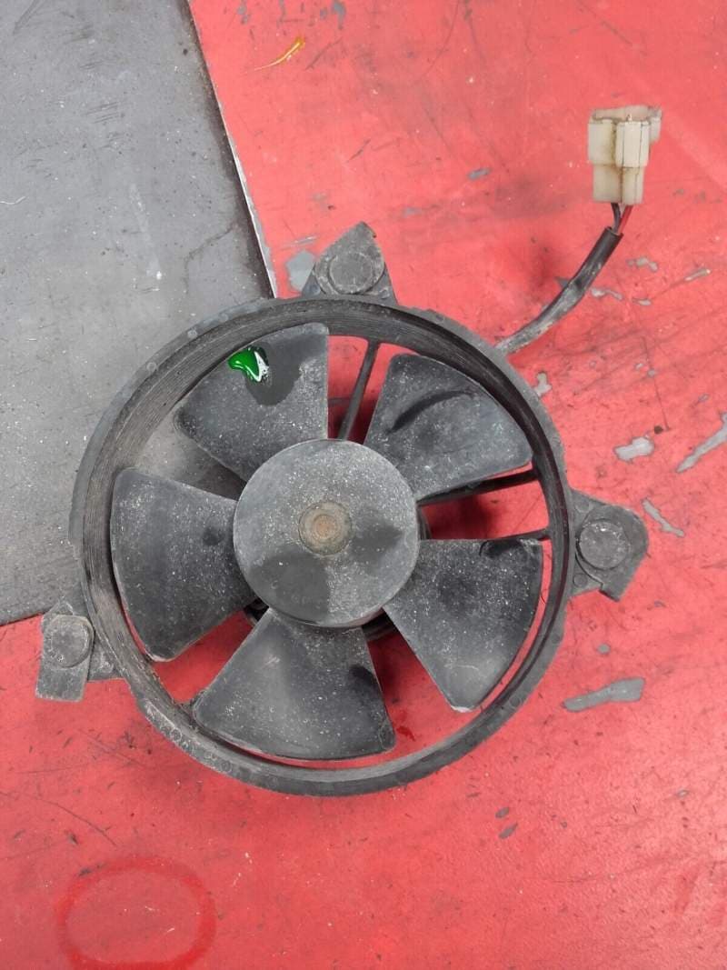 ventilateur de radiateur KTM 125 RC 14-20 — photo 1/2