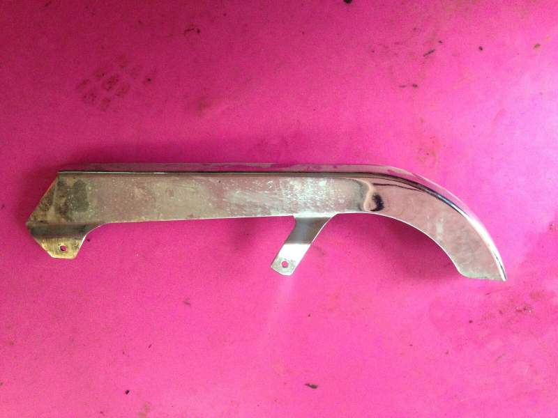 carter de protection protege chaine chrome Suzuki 800 VZ Marauder JS1AF — photo 1/1
