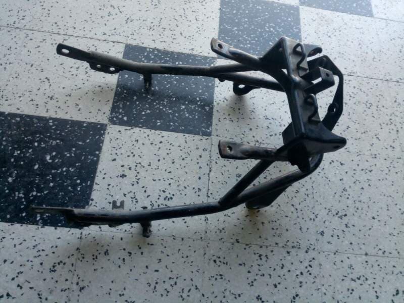 boucle arriere de cadre Suzuki 750 GSXF gr78a — photo 1/1
