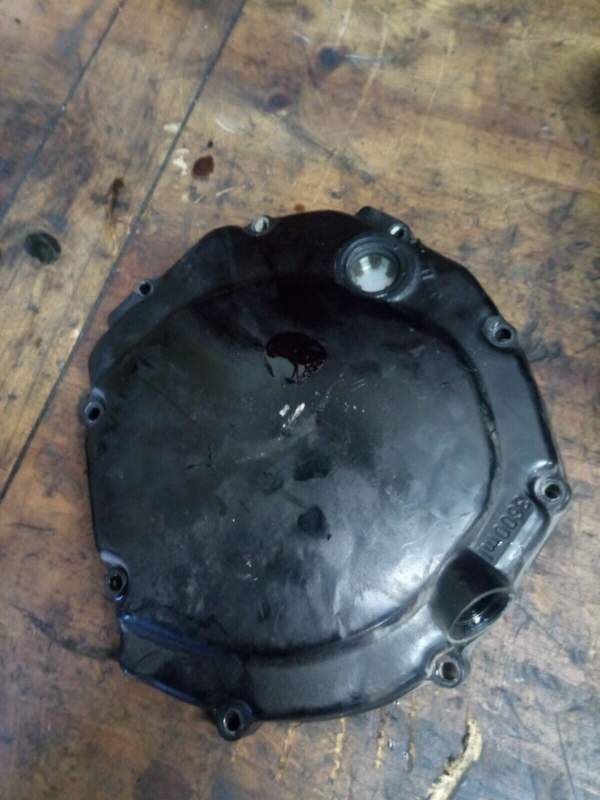 carter d’embrayage Suzuki 750 GSXF gr78a — photo 1/4