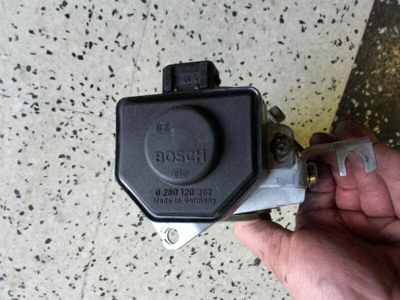 Rampe d’injection corps d’injecteurs BOSCH BMW K75RT K75S K75 RT abs 89-97 — photo 3/3