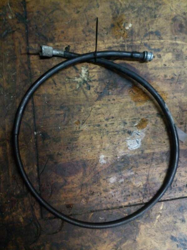 cable de compteur vitesse Suzuki 1100 GSXF gv72c 88-93 — photo 1/1