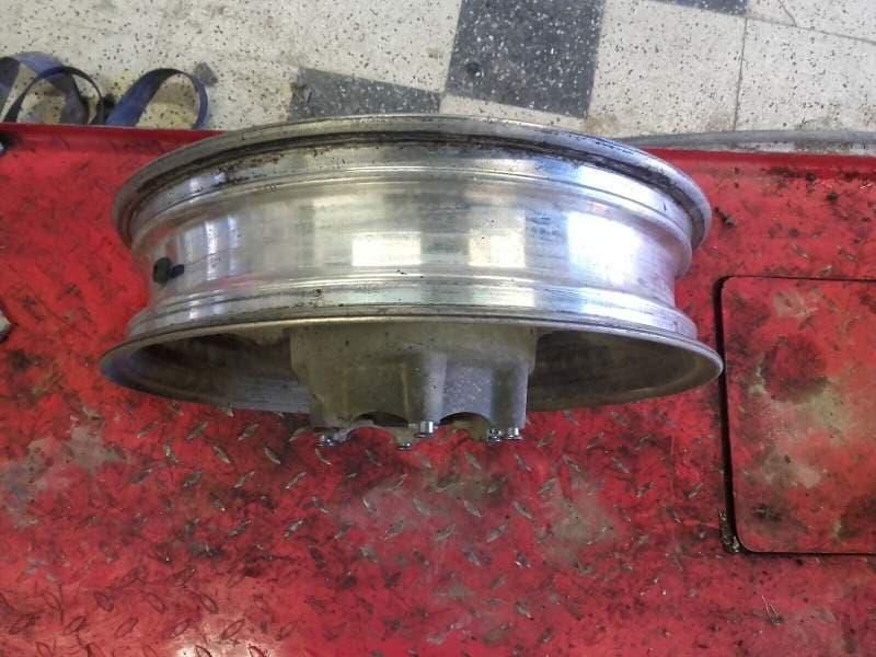 jante arriere Suzuki 1100 GSXF gv72c 88-93 — photo 5/6