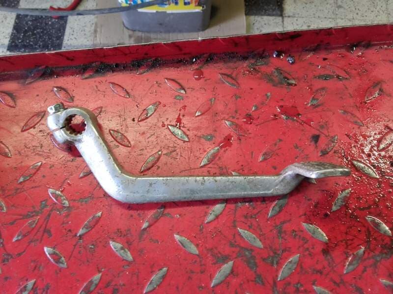 pedale de frein arriere Suzuki 1100 GSXF gv72c 88-93 — photo 2/2