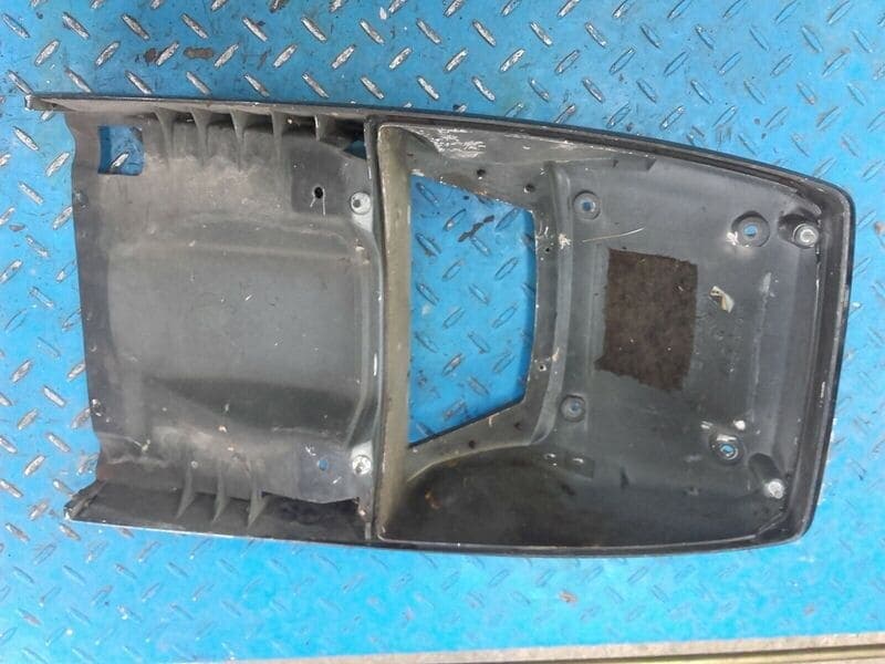 Carénage coque arrière BMW K1100 LT — photo 3/3