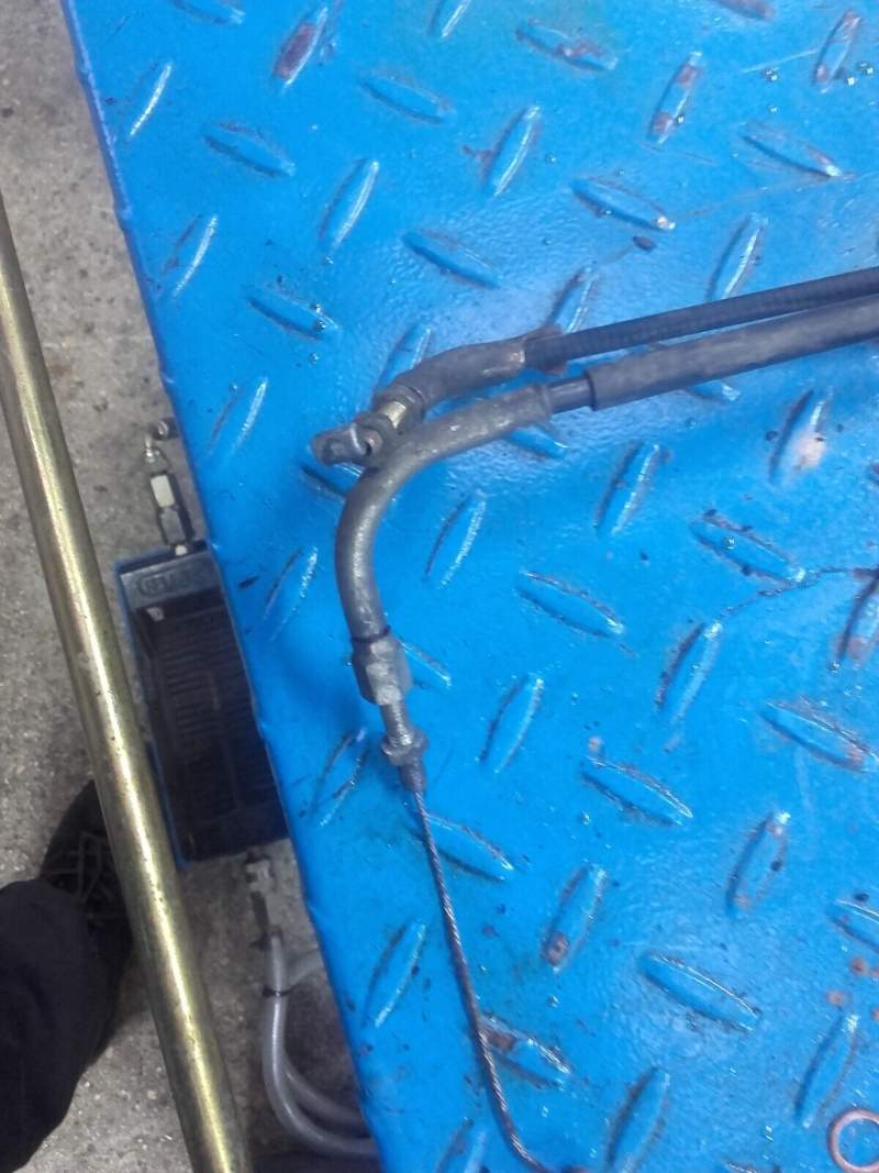 câbles d’accélérateur Yamaha 1200 XJR 4pu — photo 4/4