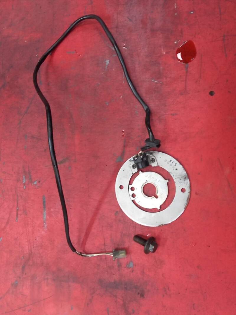 plateau platine capteur et doigt d’allumage Yamaha 1200 XJR 4pu — photo 1/2