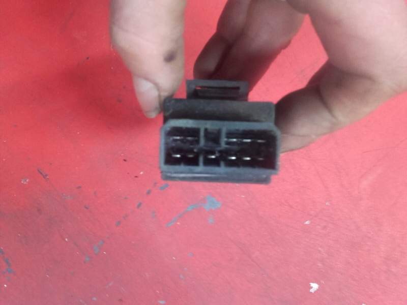 relais de pompe a essence Yamaha 1200 XJR 4pu — photo 2/3