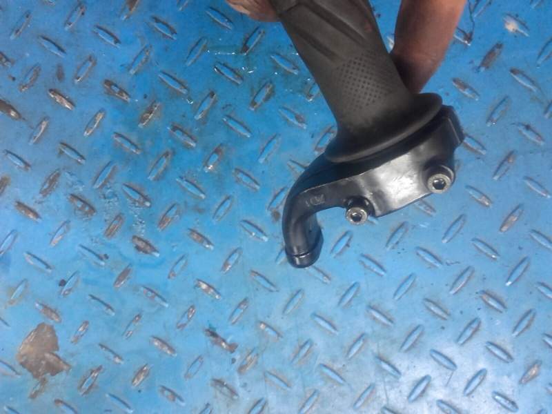 tube de gaz poignée d’accélérateur Yamaha 1200 XJR 4pu — photo 3/3