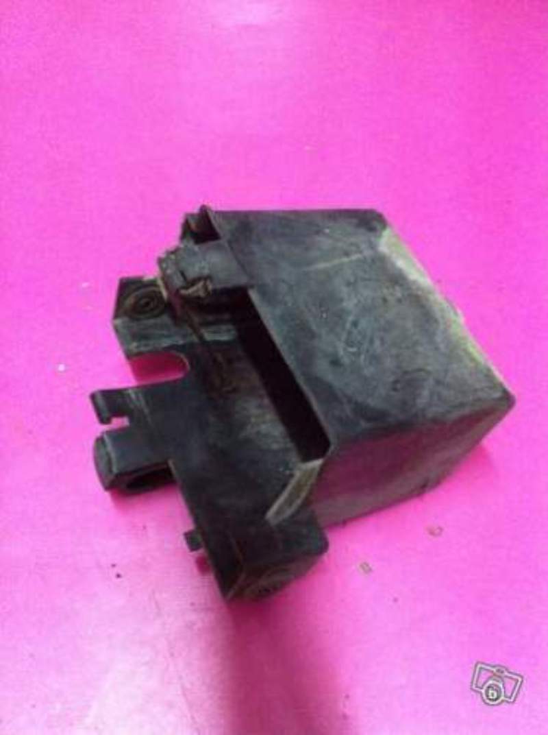 support de batterie bac yamaha 1200 FJ 1wh — photo 1/1