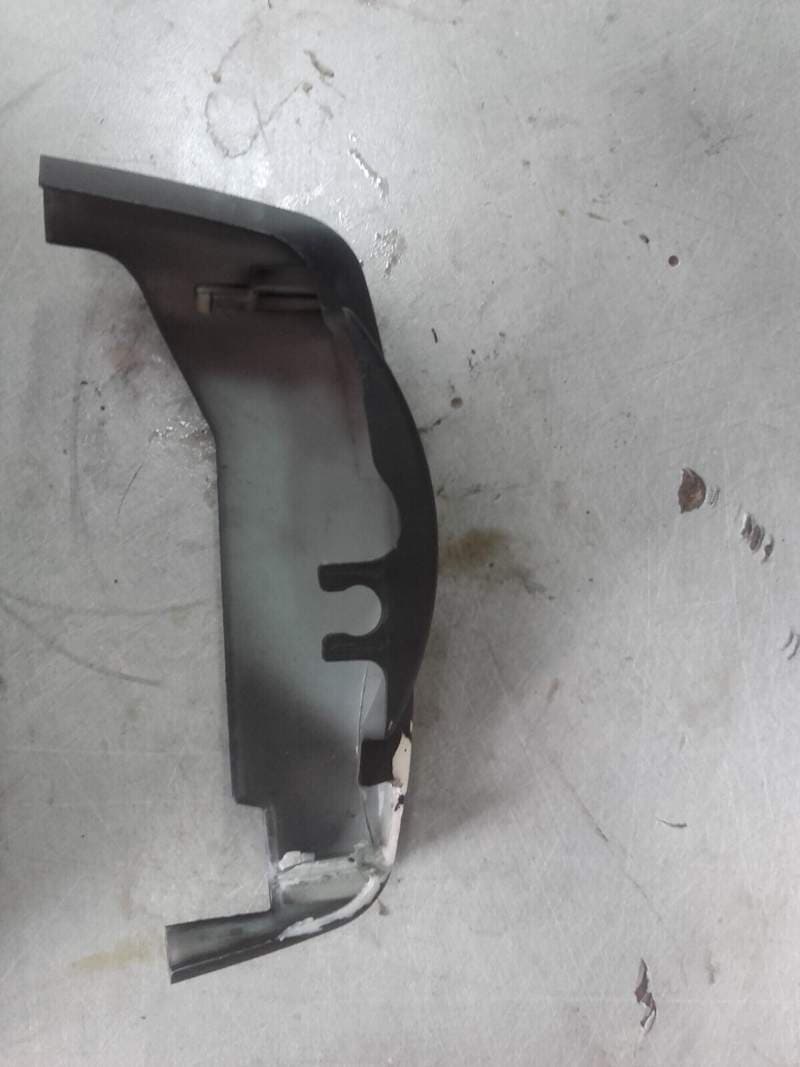cache 4 plastique culasse Yamaha 1100 BT Bulldog RP05 02-06 — photo 2/3