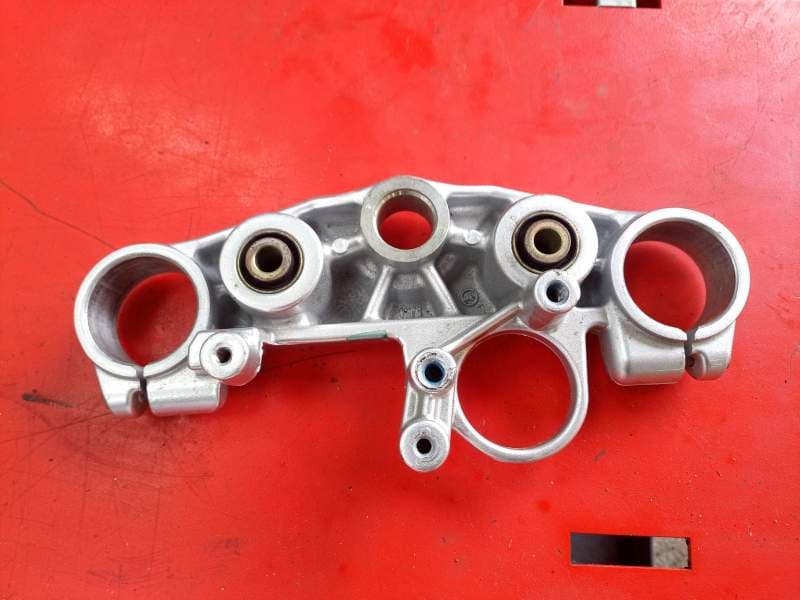té de fourche supérieur Yamaha 1100 BT Bulldog 1 — photo 2/2