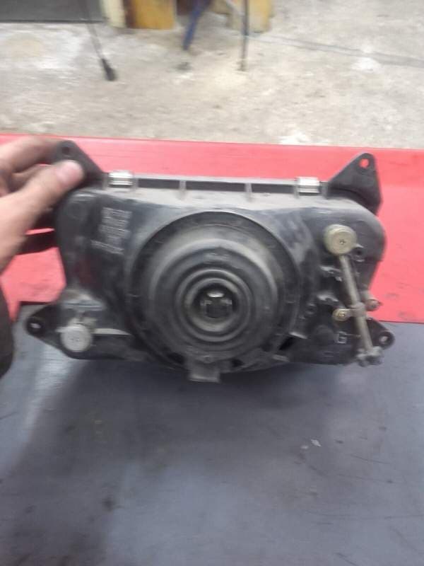 bloc optique de phare avant Yamaha 900 XJ Diversion 4km — photo 2/2