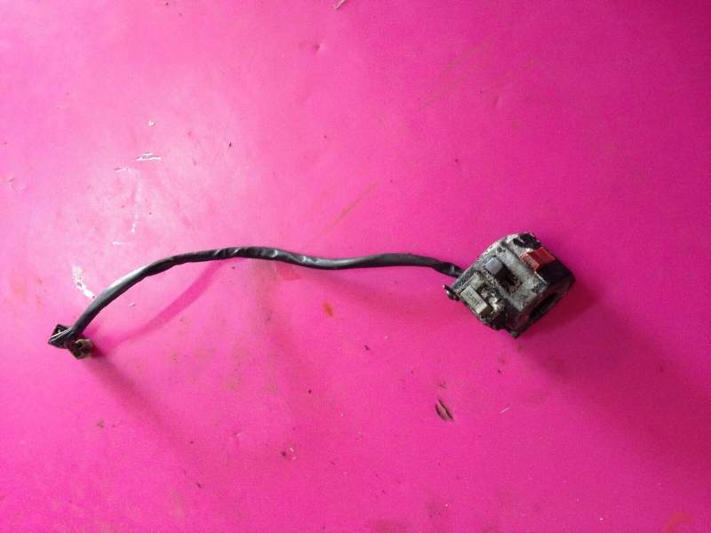 comodo commodo droit Yamaha 900 XJ 31a 58l — photo 2/2