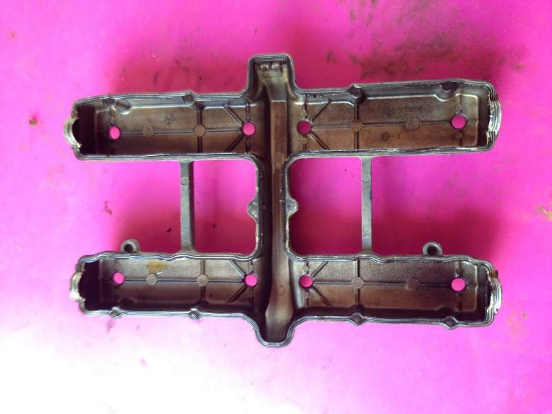couvre culasse cache culbuteurs Yamaha 900 XJ 31a 58l — photo 2/2