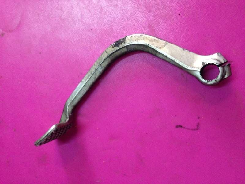 Pedale de frein arriere Yamaha 900 XJ 31a 58l — photo 1/2