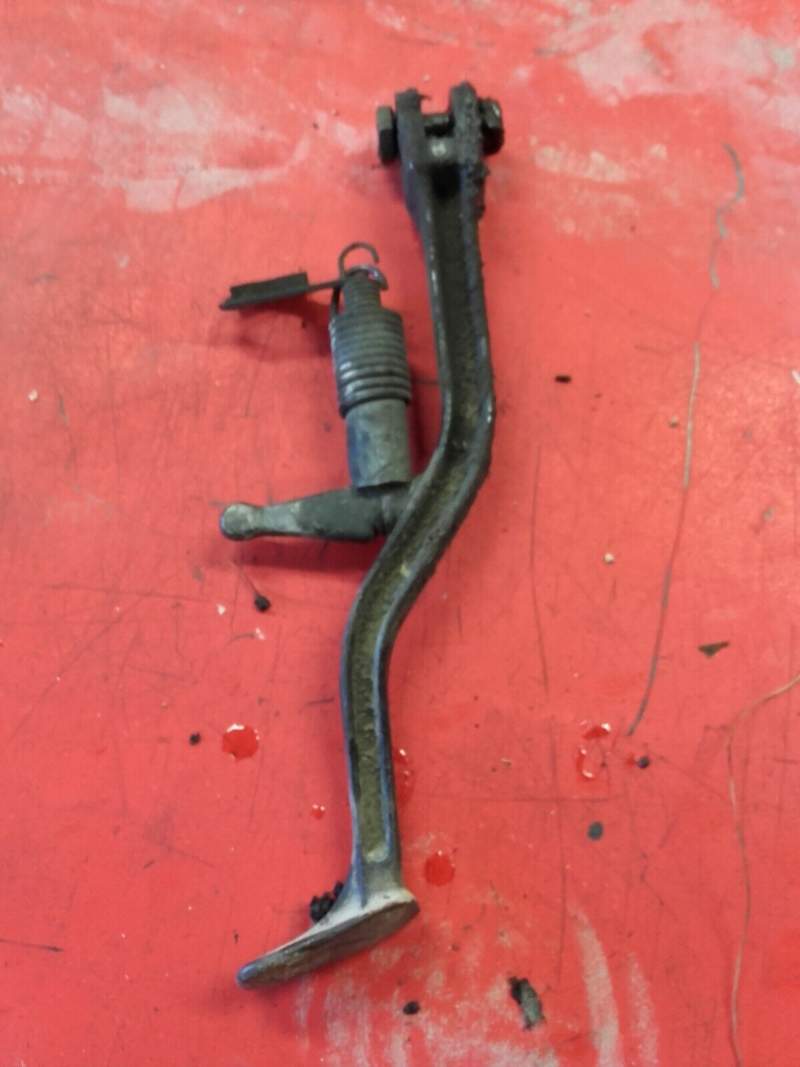 bequille laterale avec ressort Yamaha 850 TDM 4tx — photo 1/1