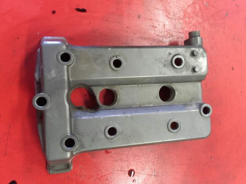 cache culbuteurs couvre culasse Yamaha 850 TDM 4tx — photo 1/2