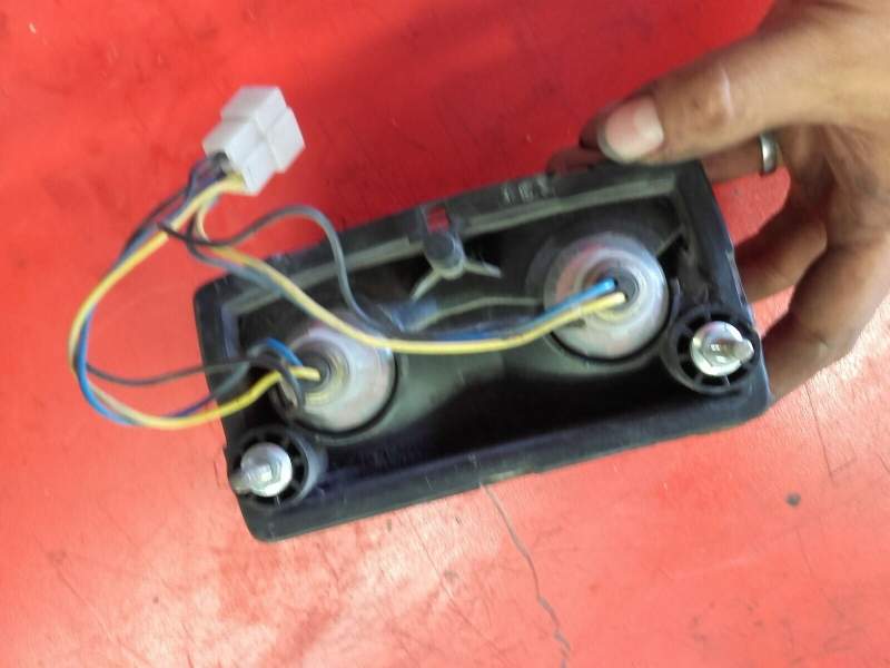 feu arriere stop Yamaha 850 TDM 4tx — photo 3/3